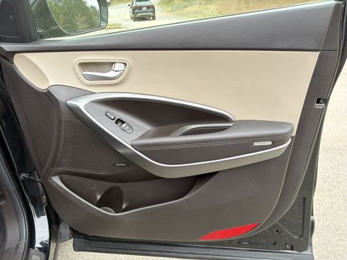 Used 2017 Hyundai Santa Fe Sport w/ 2.4L Tech Package 04 image 17