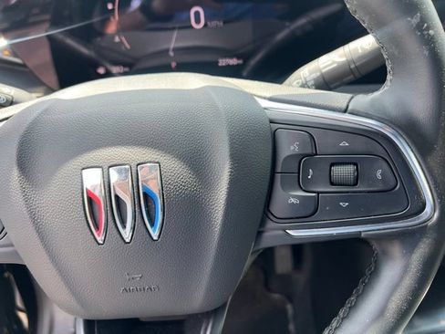 Used 2024 Buick Envista Sport Touring w/ Convenience I Package FWD image 26