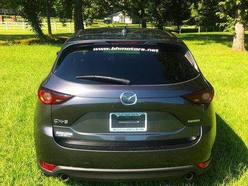 Used 2020 MAZDA CX-5 Touring FWD image 4