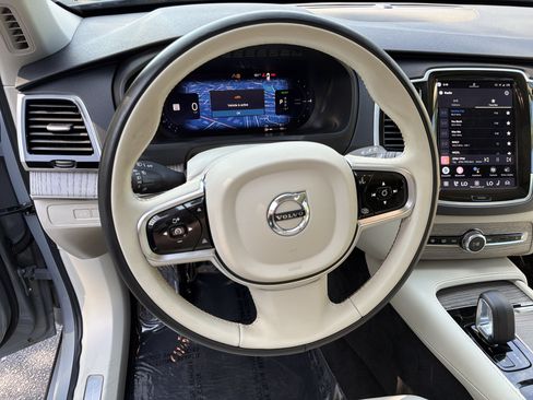 Certified 2024 Volvo XC90 T8 Plus w/ Protection Package Premier AWD/4WD image 18
