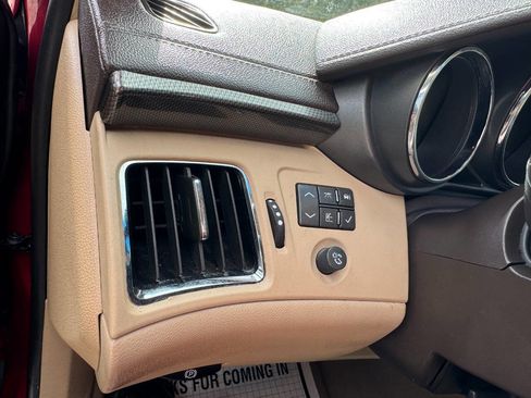 Used 2013 Cadillac CTS Luxury image 18