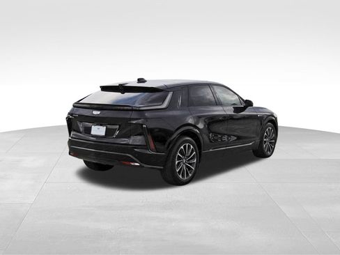 New 2027 Cadillac Lyriq Sport RWD image 4