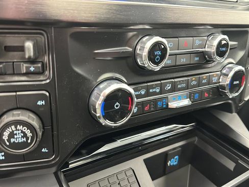 New 2026 Ford F350 Lariat w/ Tremor Off-Road Package AWD/4WD image 15