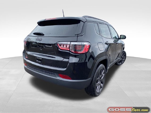 New 2026 Jeep Compass Latitude AWD/4WD image 3