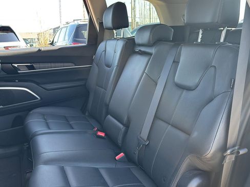 Used 2023 Kia Telluride EX FWD image 19