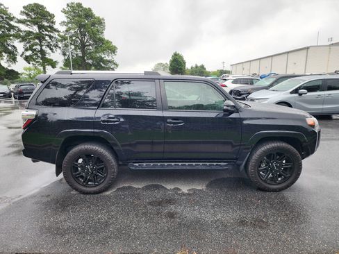 Used 2024 Toyota 4Runner SR5 Premium w/ Moonroof Package AWD/4WD image 3