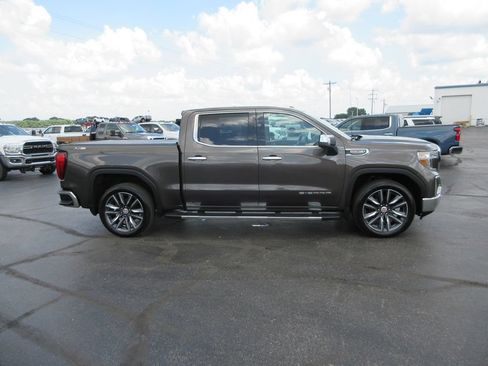 Certified 2019 GMC Sierra 1500 SLT w/ SLT Premium Plus Package AWD/4WD image 6