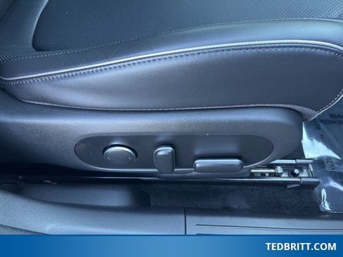 Used 2022 Hyundai Ioniq 5 Limited image 24