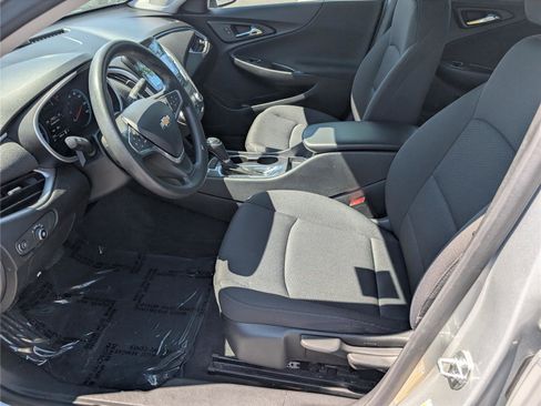Used 2020 Chevrolet Malibu LS FWD image 14