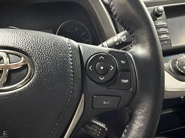 Used 2017 Toyota RAV4 XLE FWD image 18