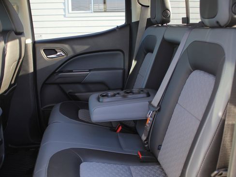 Used 2019 Chevrolet Colorado Z71 image 41