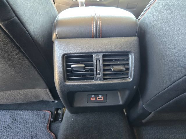 Used 2023 Nissan Altima 2.0 SR FWD image 14