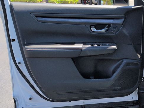 Used 2025 Honda CR-V Sport-L image 14