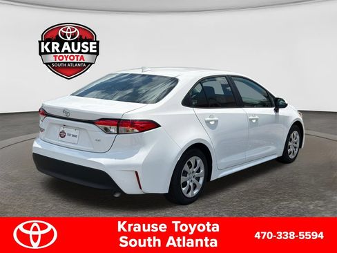 Used 2026 Toyota Corolla LE FWD image 5