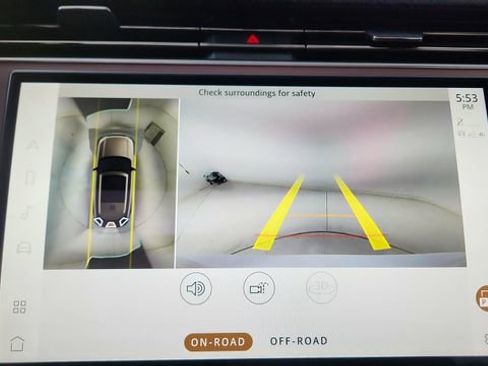 Used 2023 Land Rover Range Rover SE image 44