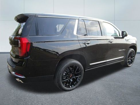 New 2026 GMC Yukon Denali w/ Denali Reserve Package image 7
