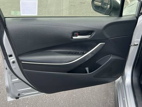 Used 2022 Toyota Corolla SE w/ Carpet Mat Package (TMS) FWD image 12