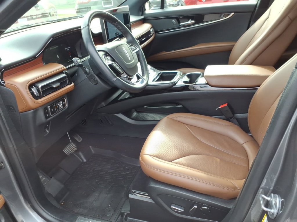 Certified 2023 Lincoln Nautilus Reserve AWD/4WD image 10