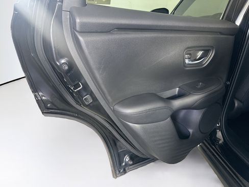 Used 2025 Honda HR-V LX image 24
