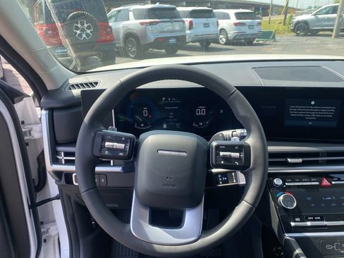 New 2026 Hyundai Santa Fe SE FWD image 13