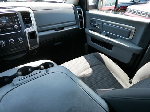 Used 2019 RAM 1500 Warlock AWD/4WD image 11