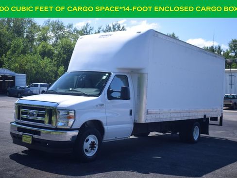 Used 2022 Ford E-350 and Econoline 350 Super Duty RWD image 3