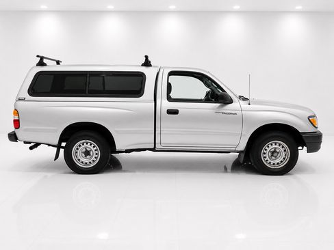 Used 2004 Toyota Tacoma 2WD Regular Cab image 4