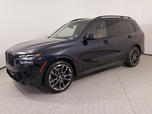 Used 2026 BMW X7 xDrive40i w/ Executive Package AWD/4WD image 1