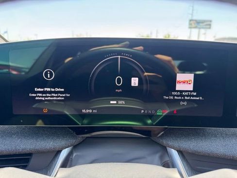 Used 2024 Lucid Air Pure RWD image 13
