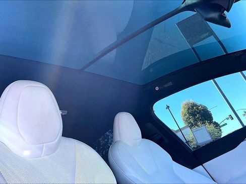 Used 2022 Tesla Model X AWD/4WD image 15