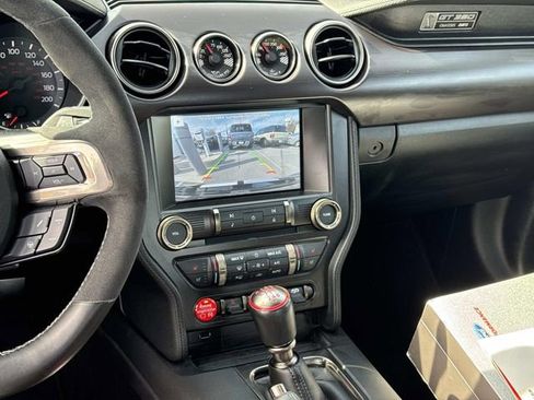 Used 2016 Ford Mustang Shelby GT350 w/ Technology Package image 27