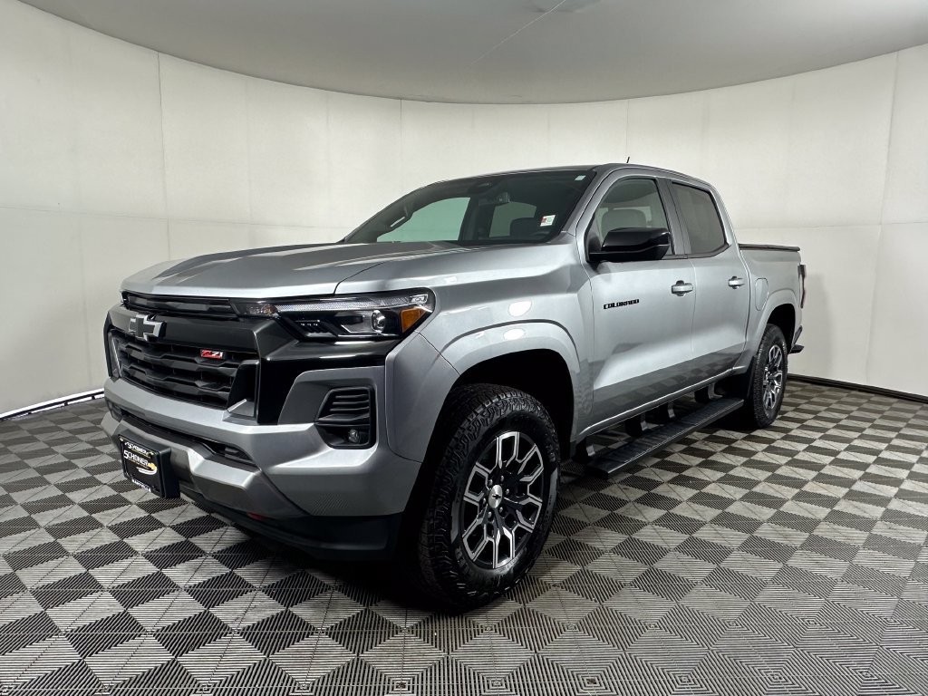 Used 2023 Chevrolet Colorado Z71 w/ Z71 Convenience Package 2 AWD/4WD image 1