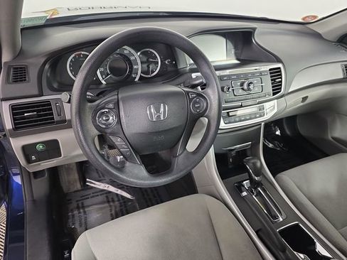 Used 2013 Honda Accord LX image 19