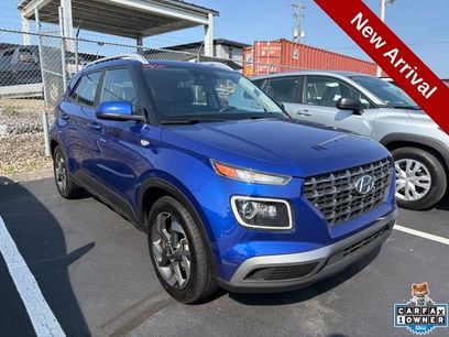 Used 2022 Hyundai Venue Limited w/ Cargo Package