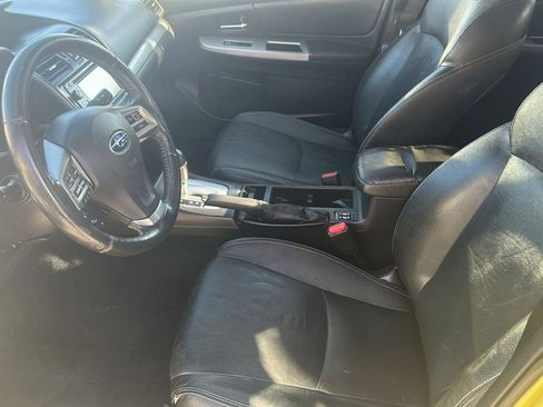 Used 2014 Subaru Crosstrek Touring AWD/4WD image 9