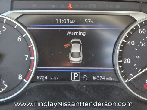 Used 2025 Nissan Sentra SV w/ SV Premium Package image 32