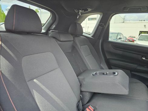 Used 2025 Honda CR-V Sport image 12