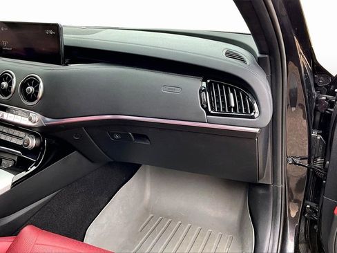 Used 2022 Kia Stinger GT2 image 16