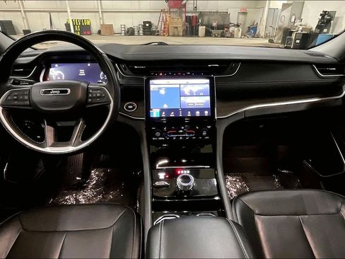 Used 2021 Jeep Grand Cherokee L Limited image 14