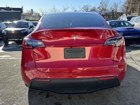 Used 2021 Tesla Model Y Long Range image 4