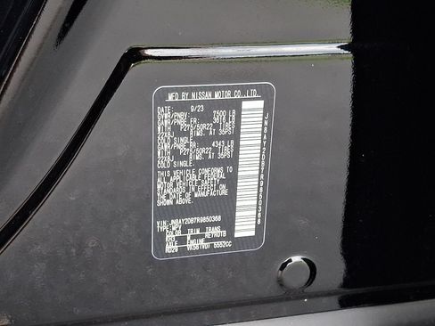 Certified 2024 Nissan Armada Platinum w/ Captain's Chairs Package AWD/4WD image 30