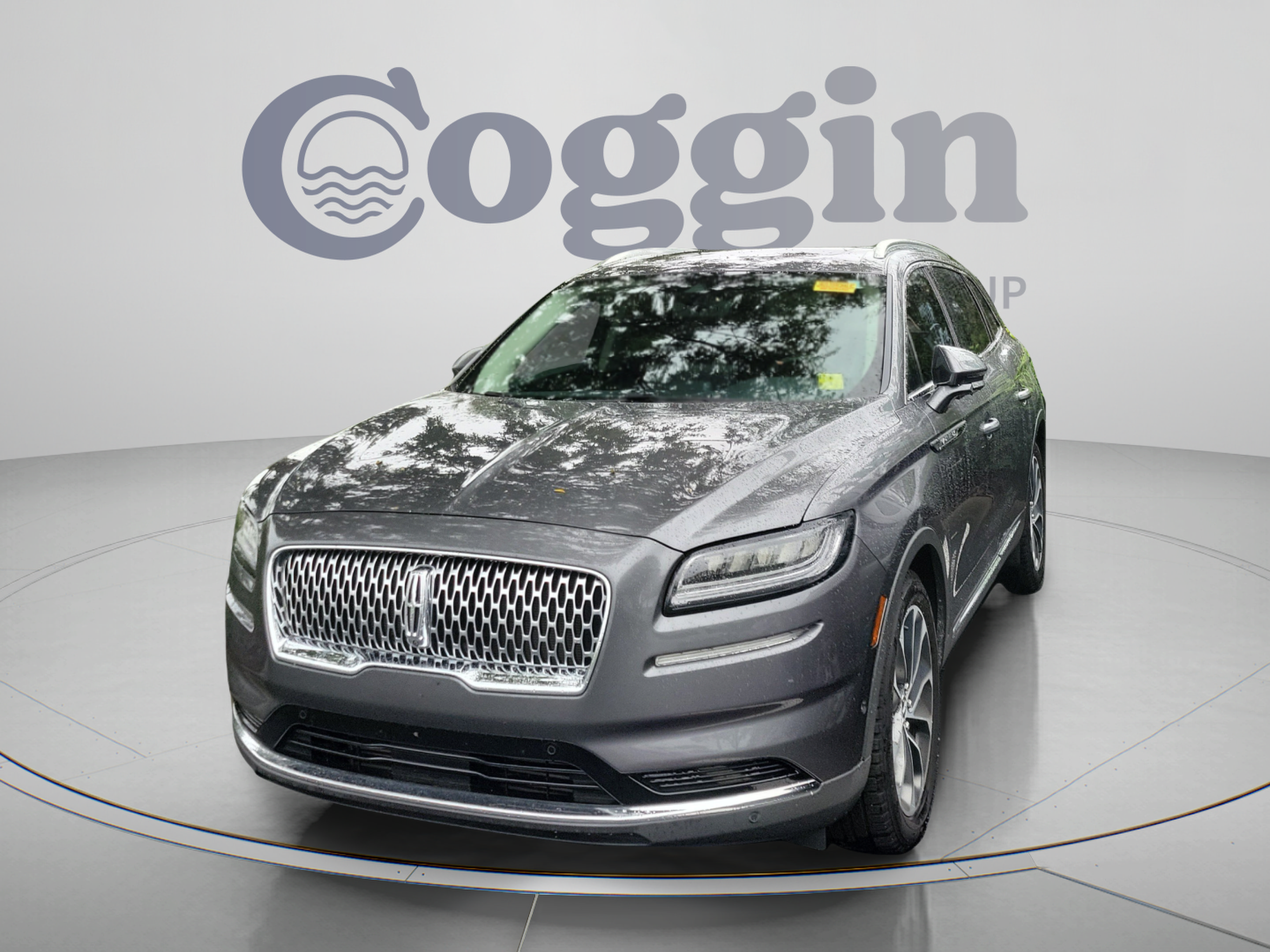 Used 2023 Lincoln Nautilus Reserve FWD image 3