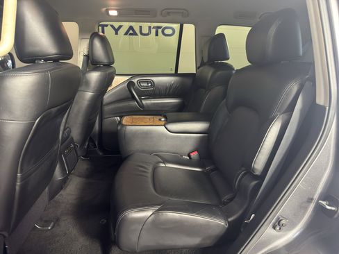 Used 2021 Nissan Armada SL w/ Captain's Chairs Package AWD/4WD image 33