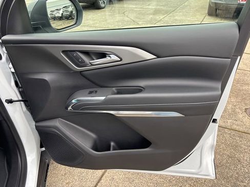 New 2026 Chevrolet Traverse LT w/ Driver Confidence Package image 42