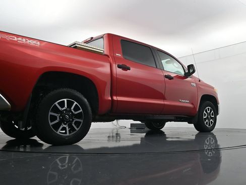 Used 2015 Toyota Tundra SR5 w/ TRD Off Road Package AWD/4WD image 34