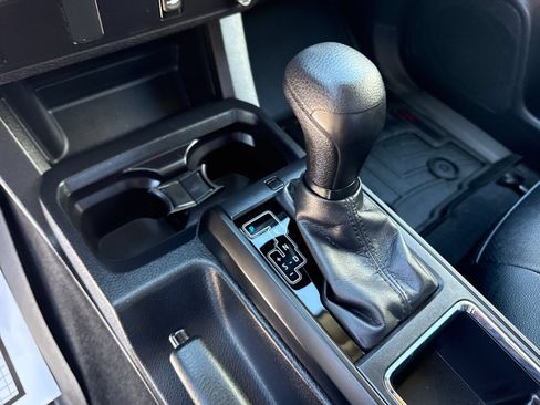 Used 2019 Toyota Tacoma SR RWD image 24