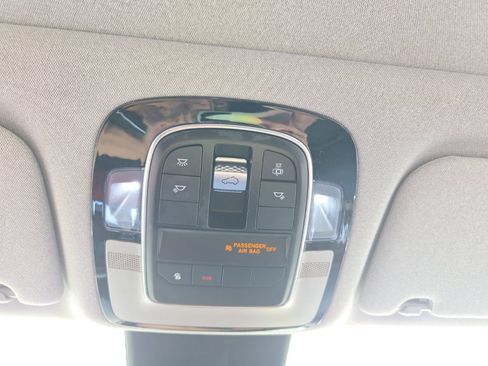 Used 2021 Hyundai Santa Fe Limited AWD/4WD image 34