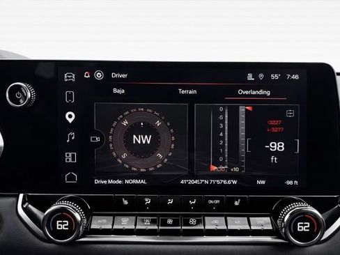 Used 2023 GMC Canyon Elevation w/ Elevation Premium Package AWD/4WD image 31