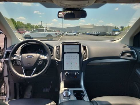 Used 2024 Ford Edge SEL w/ Convenience Package AWD/4WD image 21