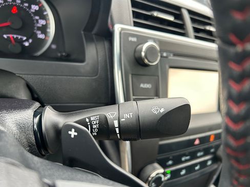 Used 2017 Toyota Camry SE image 18